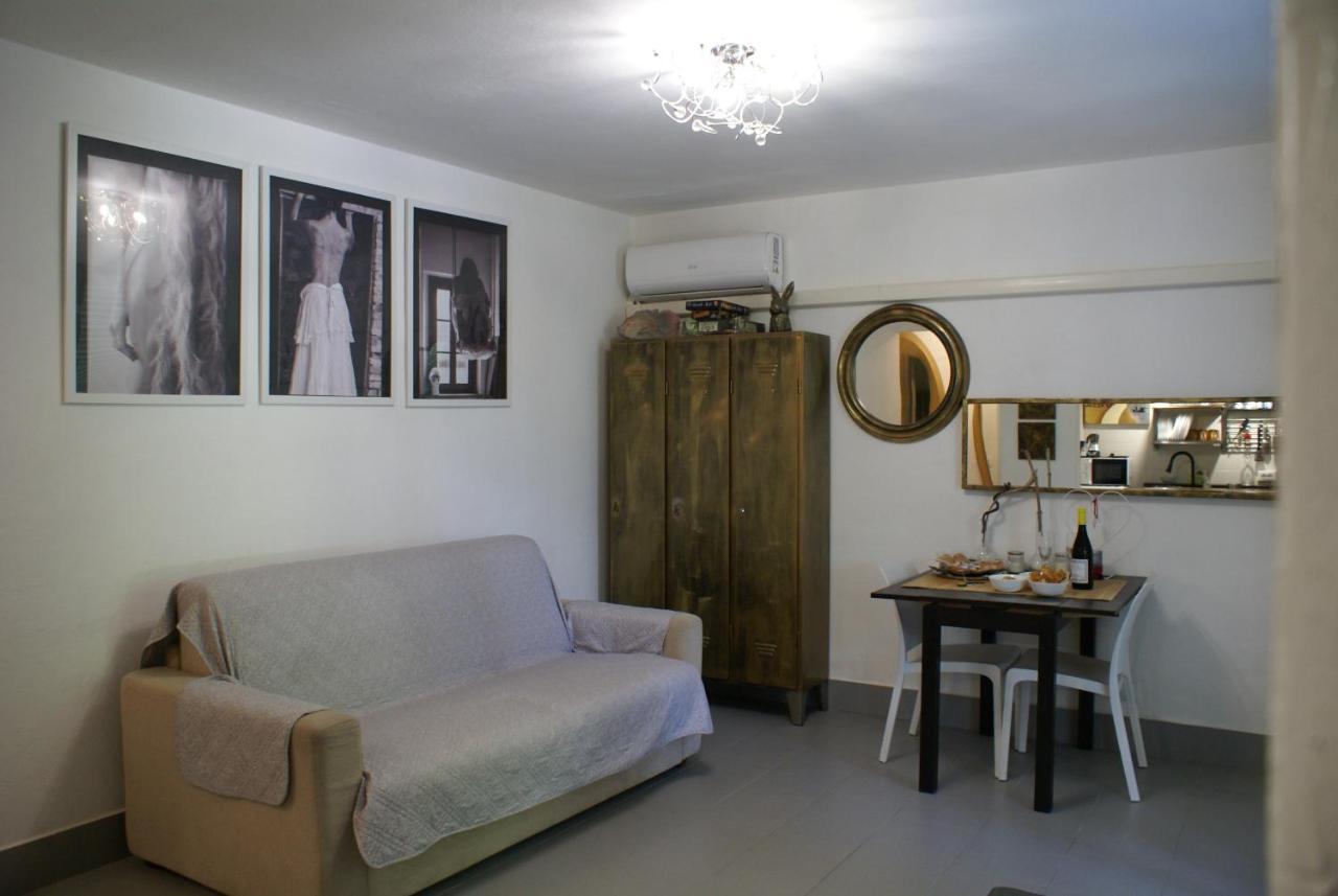 וירג'יו Domusauroom, Relax Nel Cuore Della Versilia - Pet Friendly מראה חיצוני תמונה